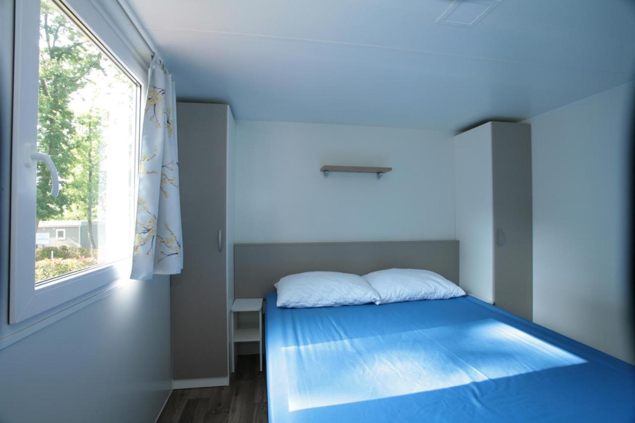 Camping Adria Mobile Home Park أوماغ المظهر الخارجي الصورة