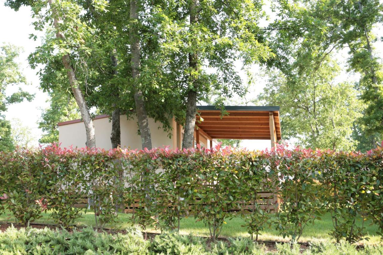 Camping Adria Mobile Home Park أوماغ المظهر الخارجي الصورة